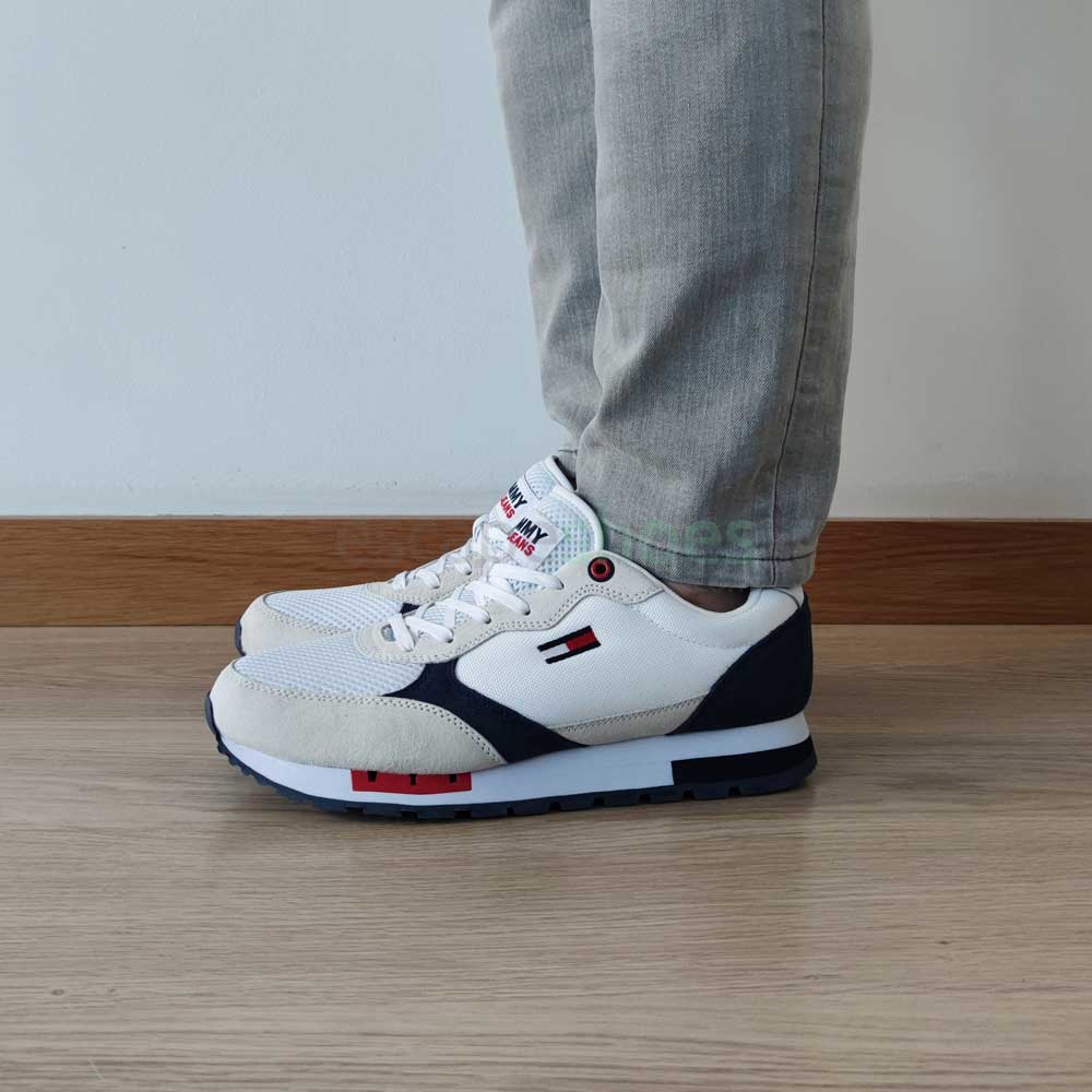 https://www.escapeshoes.com/wp-content/uploads/2021/01/sapatilhas-tommy-hilfiger-retro-runner-mix-white-6.jpg