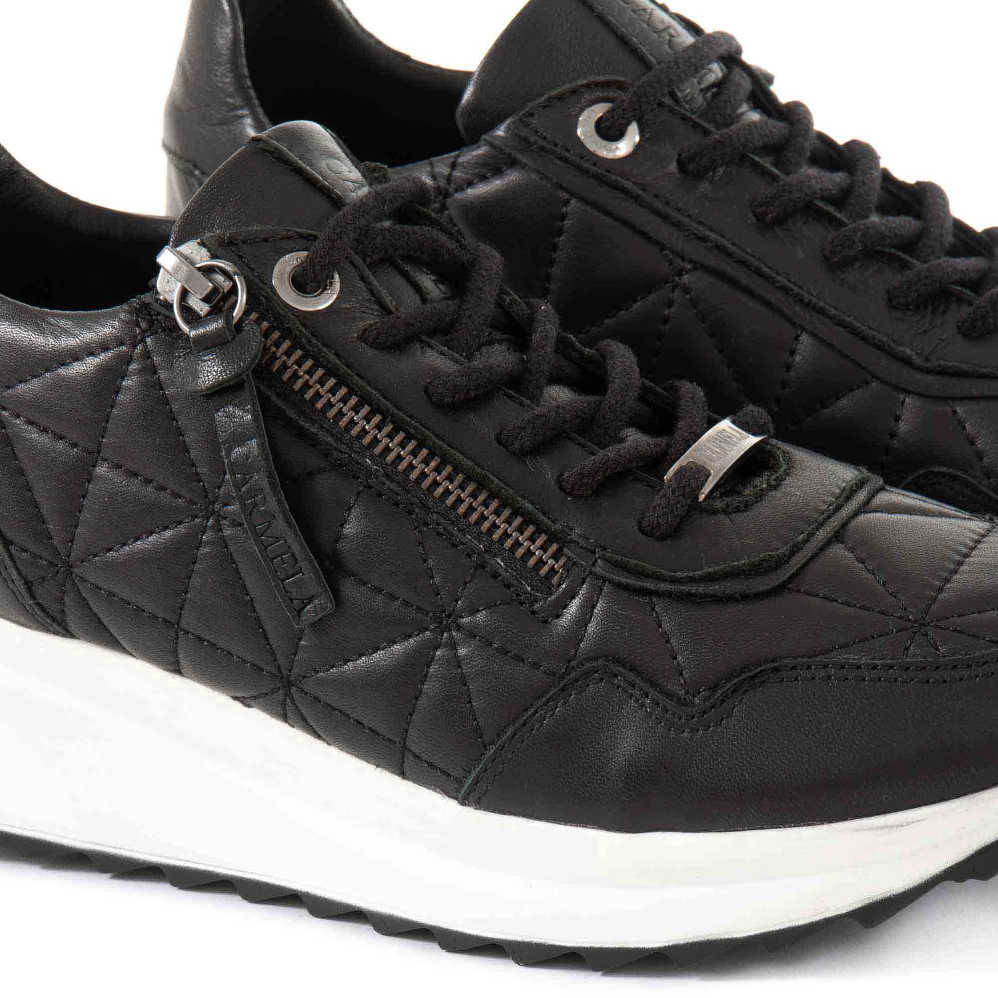 Carmela Zapatillas de piel 160208 negro - Tienda Esdemarca calzado, moda y  complementos - zapatos de marca y zapatillas de marca