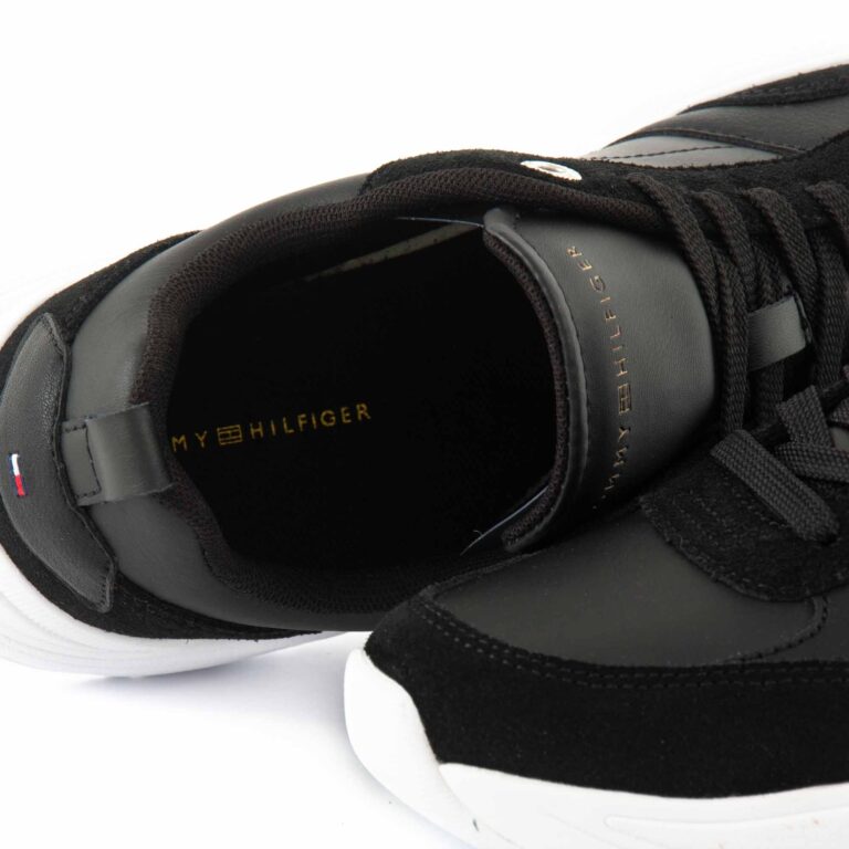 Sneakers TOMMY HILFIGER Essential Lthr Runner Black